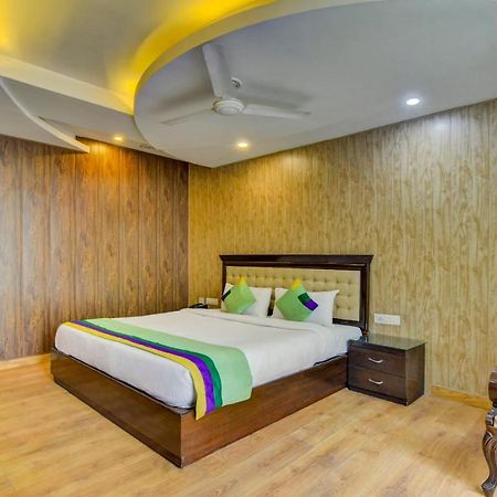 Treebo Elysee, Patel Nagar 德拉敦 外观 照片