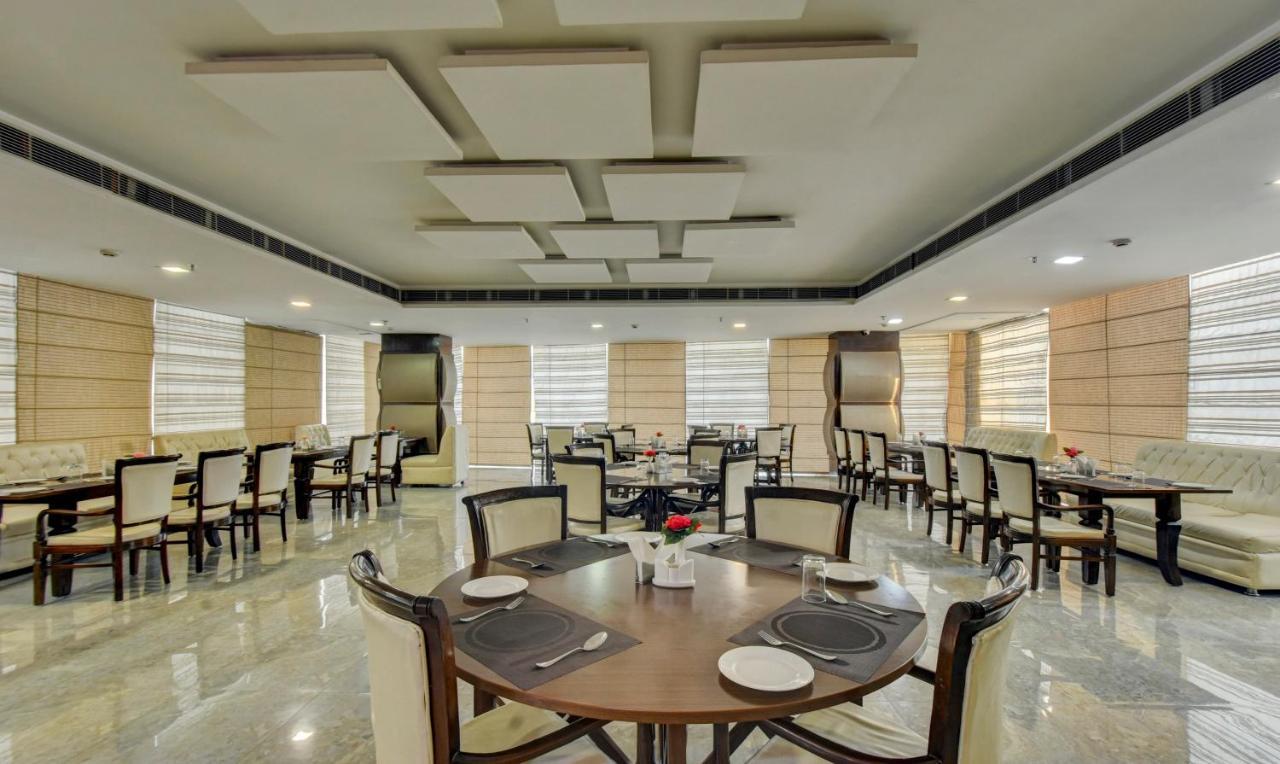Treebo Elysee, Patel Nagar 德拉敦 外观 照片