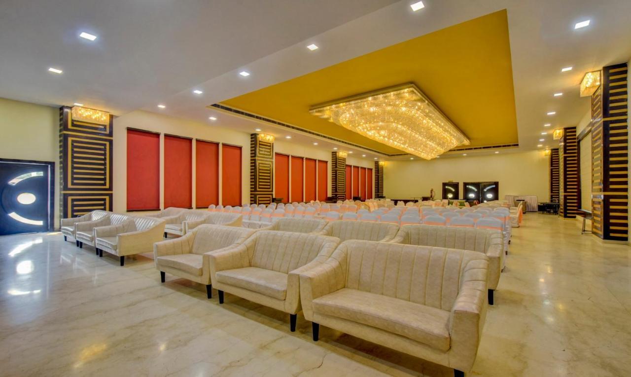 Treebo Elysee, Patel Nagar 德拉敦 外观 照片